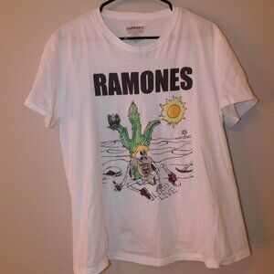 The Ramones - "Loco Live" - t shirt - adult large - NYC Punk Rock Band